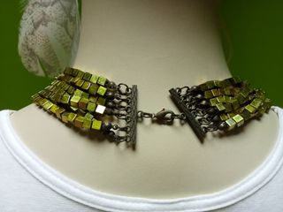 Collar dorado 