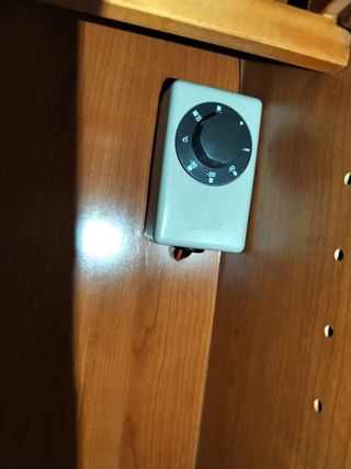 Vinoteca de lujo ViCave de madera