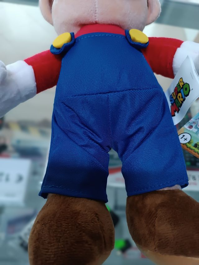 Peluche Super Mario Bros HQ de 32 cm de Simba