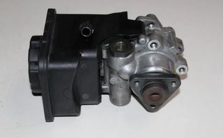 Bomba de dirección asistida BMW
