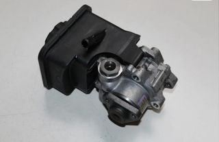 Bomba de dirección asistida BMW