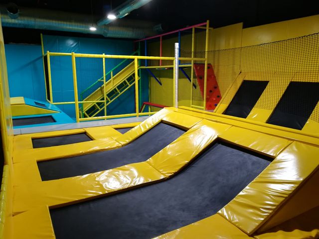 Parque de camas elásticas