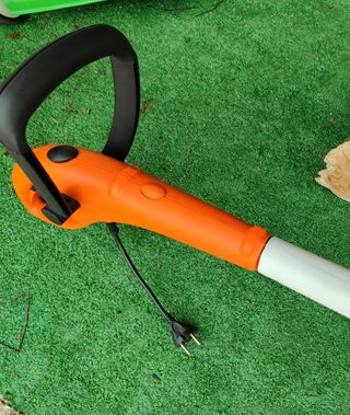 Corta erva aparador elétrico STIHL