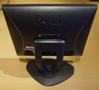 Monitor LCD Dell 15"