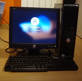 Monitor LCD Dell 15"