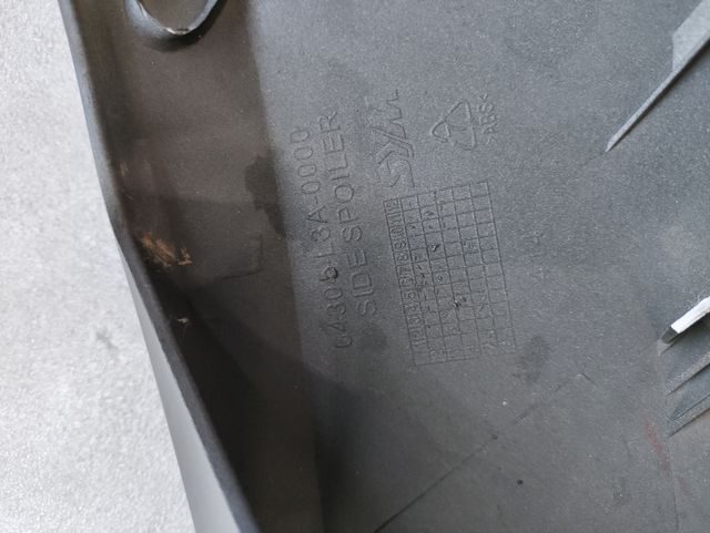 Spoiler izquierdo Joymax 125/300