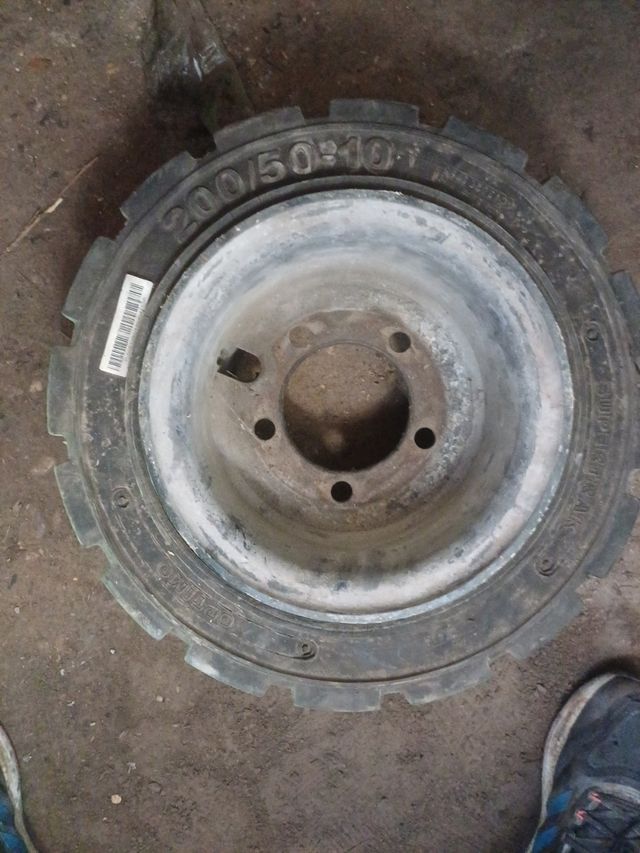 Neumáticos  o ruedas  de carretilla