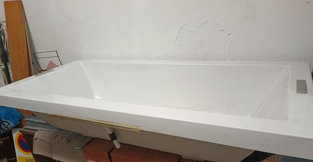 Bañeras grandes con faldones