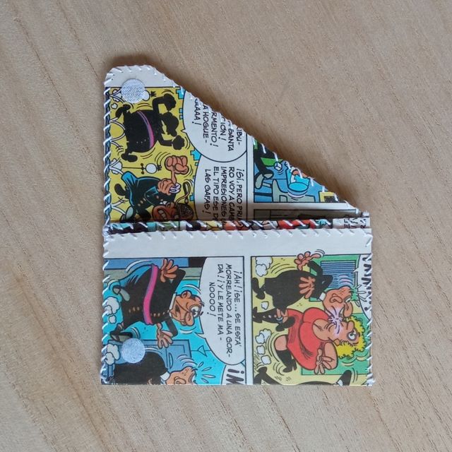 TARJETERO DE COMIC 2