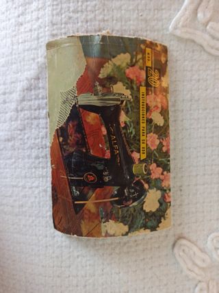 Maquina de coser ALFA