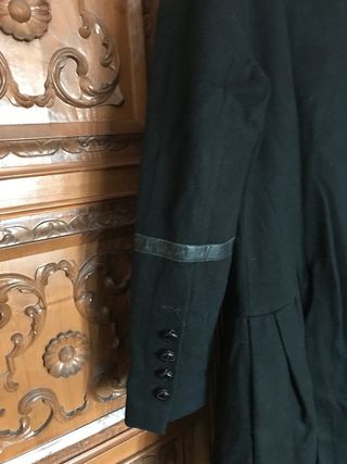 Abrigo de lana en negro marca Salsa