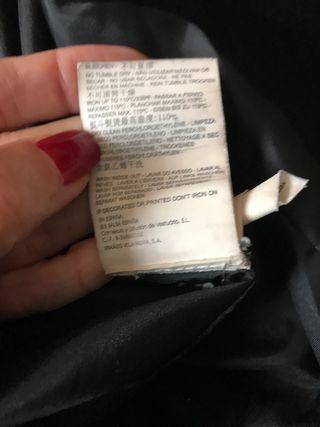 Abrigo de lana en negro marca Salsa