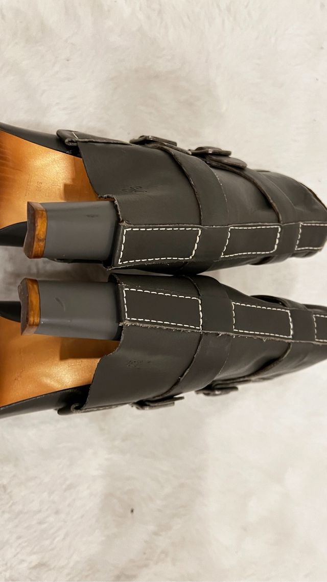 Botins cinza da Feud