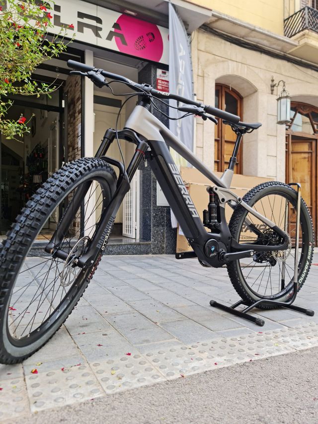 LIQUIDACION EBIKE!! BERRIA MAKO HYBRID GT6 Talla M
