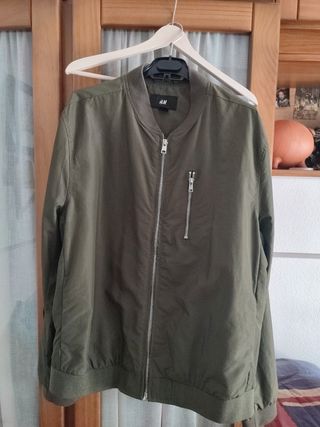 Bomber HyM