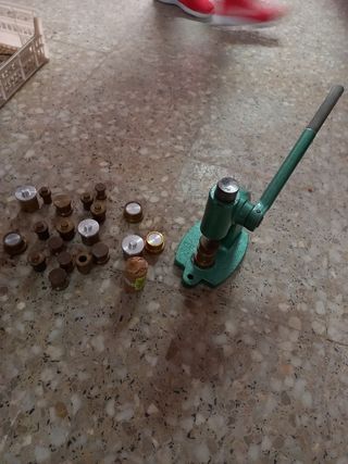 Máquina de forrar botones