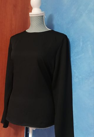 Blusa negra