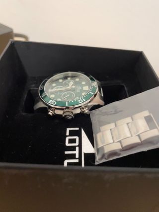 Reloj Lotus