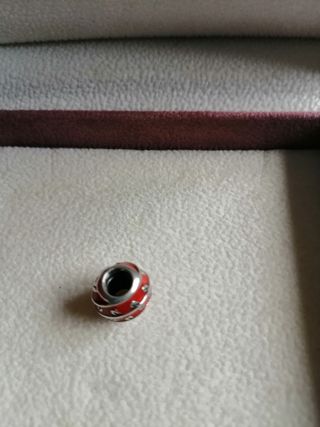 Charm Pandora original modelo Red Vines