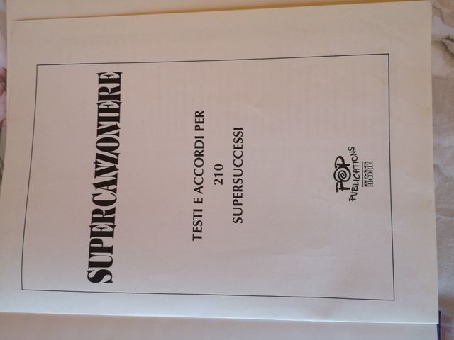 Supercanzoniere Testi&Accordi 210 pezzi