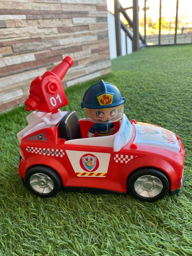Pinypin Action bombero +figura+remolque
