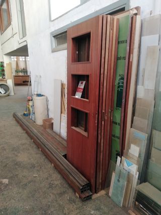 tableros y molduras de madera 