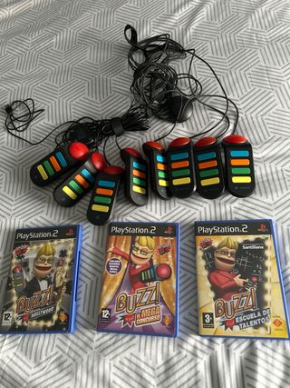 3 Juegos  BUZZ PlayStation 2 y 2 mandos 