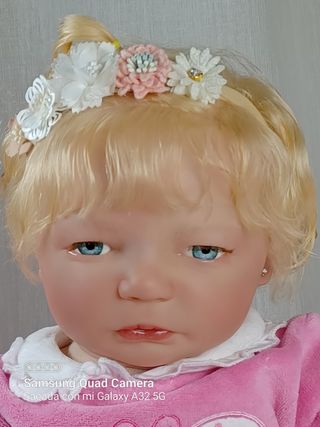 Bebé reborn con certificado ,Muñeca 