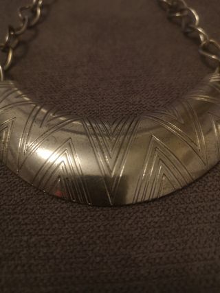 Collar plateado 