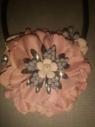 Collar roseton rosa