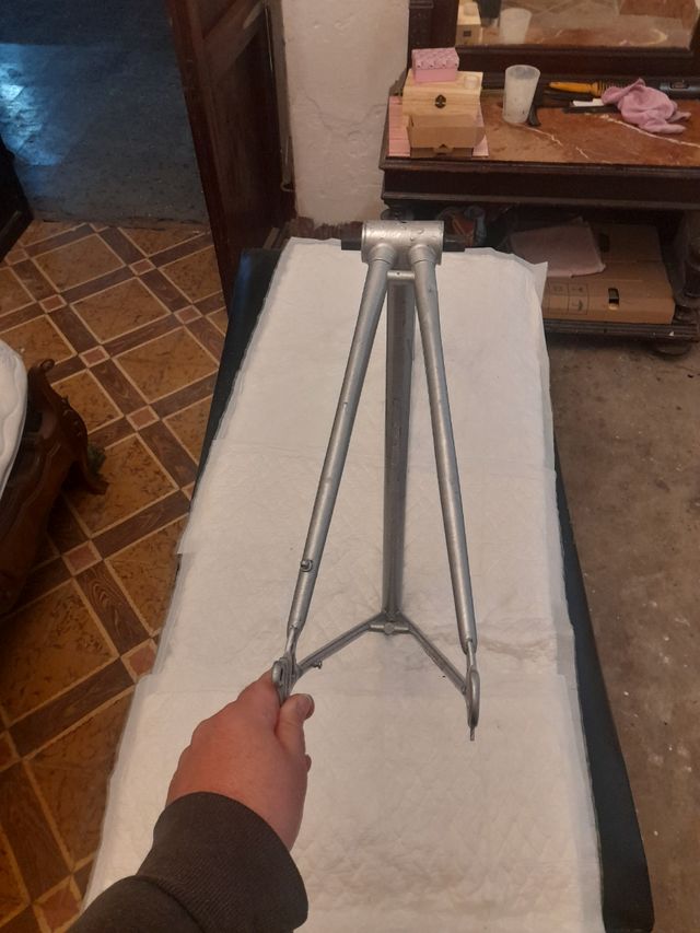 Telaio vintage in acciaio per bici taglia 56.