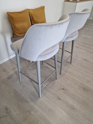 Conjunto 2 bancos de bar