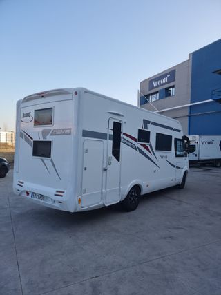 AUTOCARAVANA Mclouis Nevis 22 año 2017