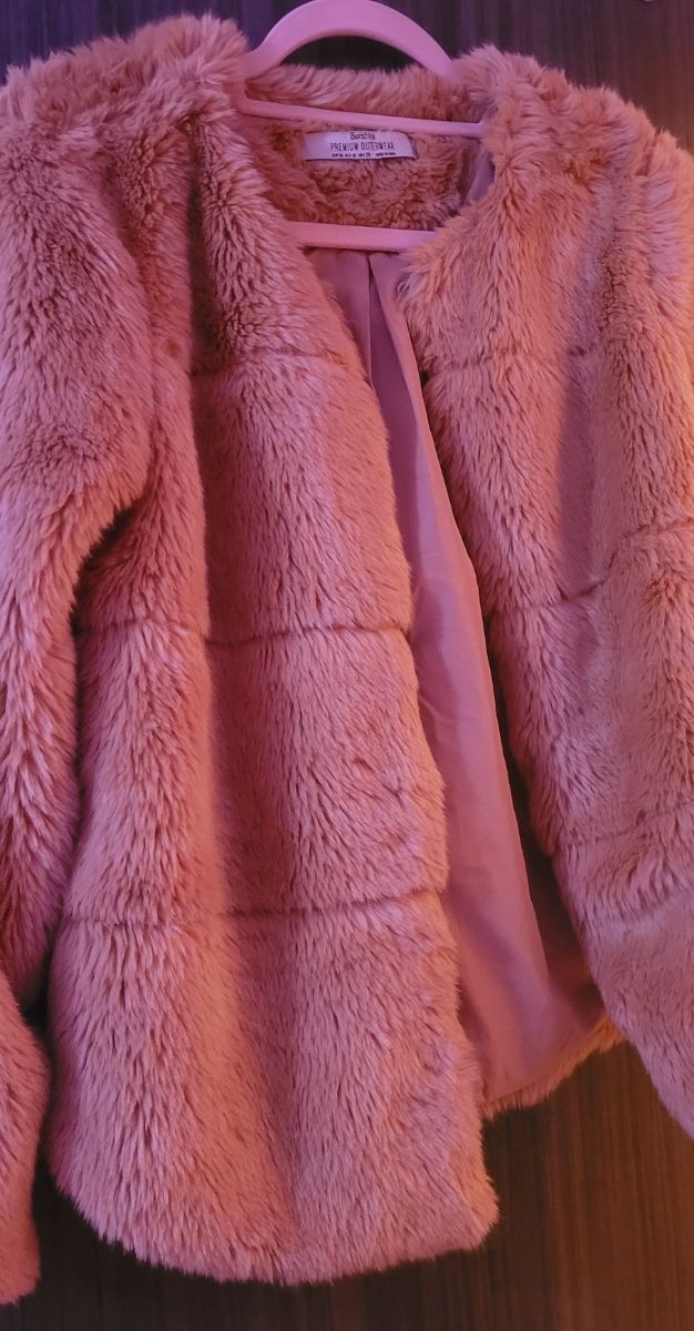 Chaqueta pelo rosa