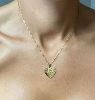 Collar "Corazón" (ACERO Inoxidable baño Oro)