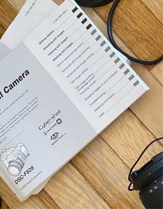 Camara fotos SONY DSC-F828