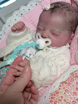 Bebé reborn hiperrealista