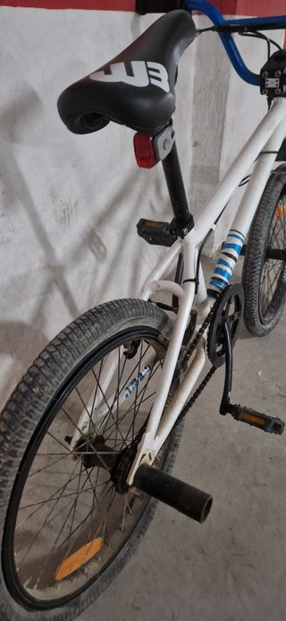 Bicicleta BMX