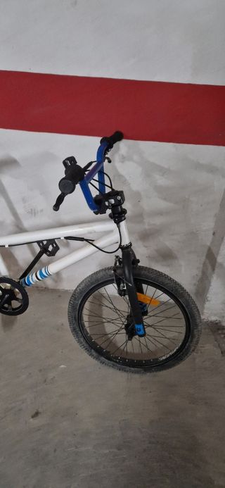 Bicicleta BMX
