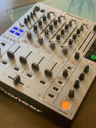 Pioneer DJM 850-k ( plata ) 