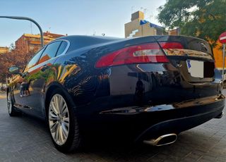 Jaguar XF 2010
