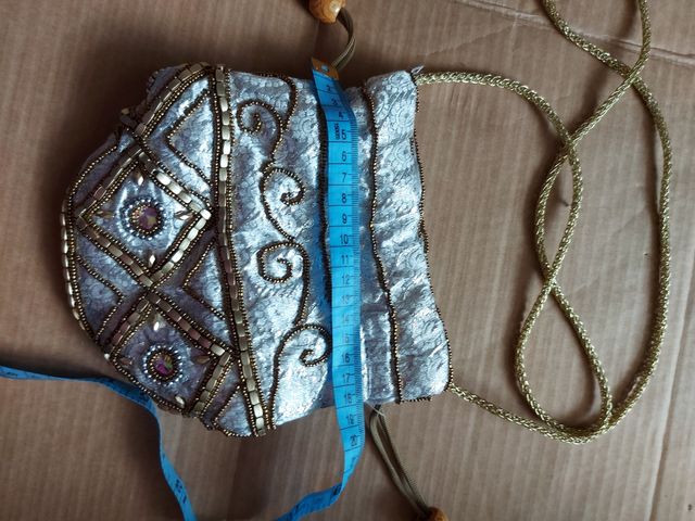 Mini bolso, tipo bombonera bandolera, lentejuelas