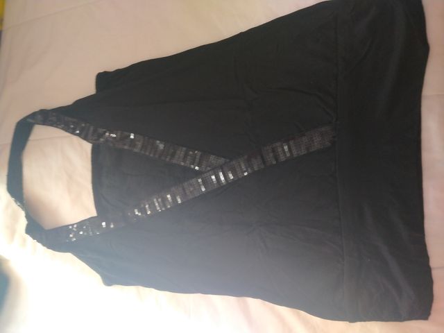 Tops y blusa 3 modelos diferentes por 7 €