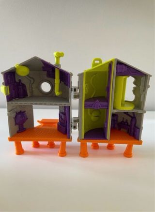 Casa SUPER ZINGS y 35 muñecos SUPER ZINGS