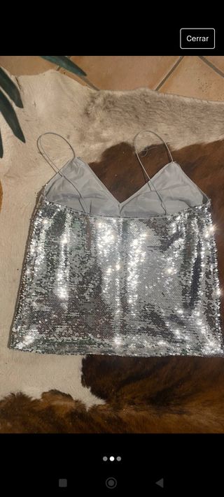 Top lentejuelas plata asos