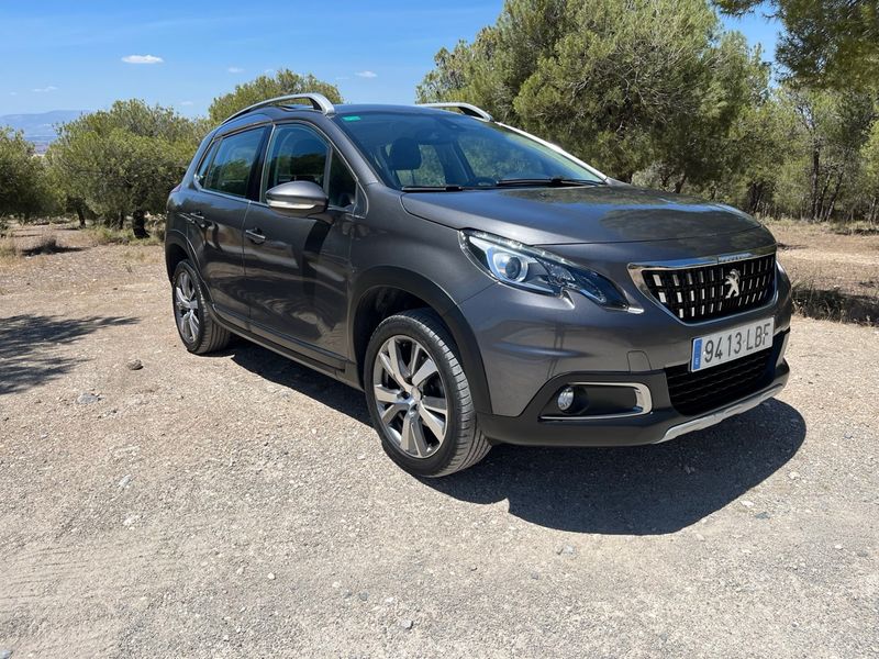 Peugeot 2008 1.2 Pure Tech S&S Allure EAT6 (2017) 2019, foto 2