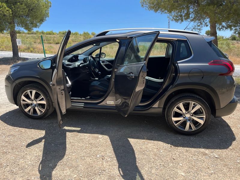 Peugeot 2008 1.2 Pure Tech S&S Allure EAT6 (2017) 2019, foto 7