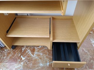 Escritorio de madera