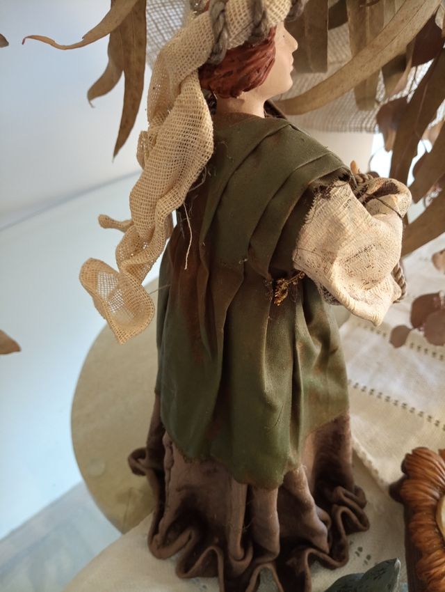 Figura san José pesebre navidad