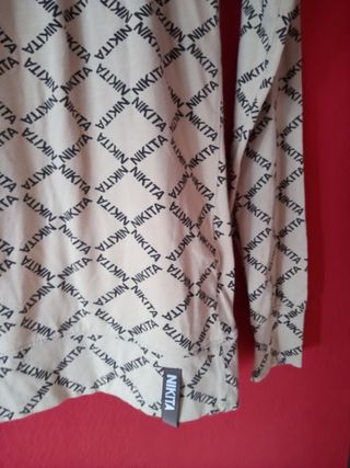 Sudadera Nikita
